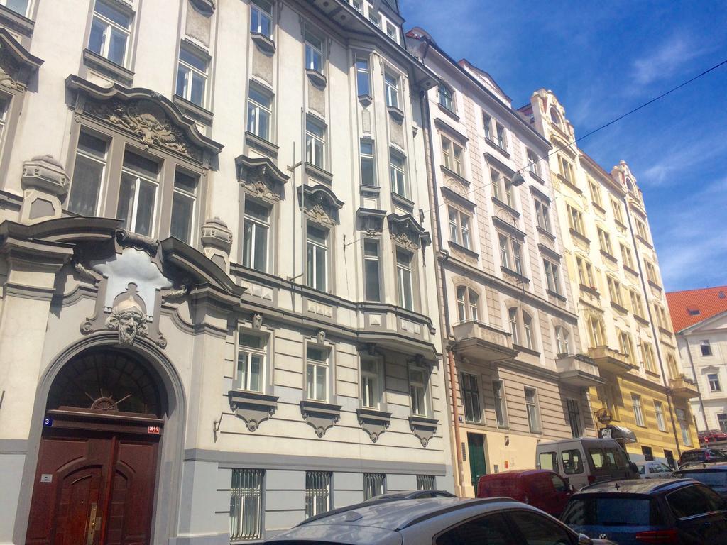 Historic Centre-Spacious Apartment ปราก ภายนอก รูปภาพ